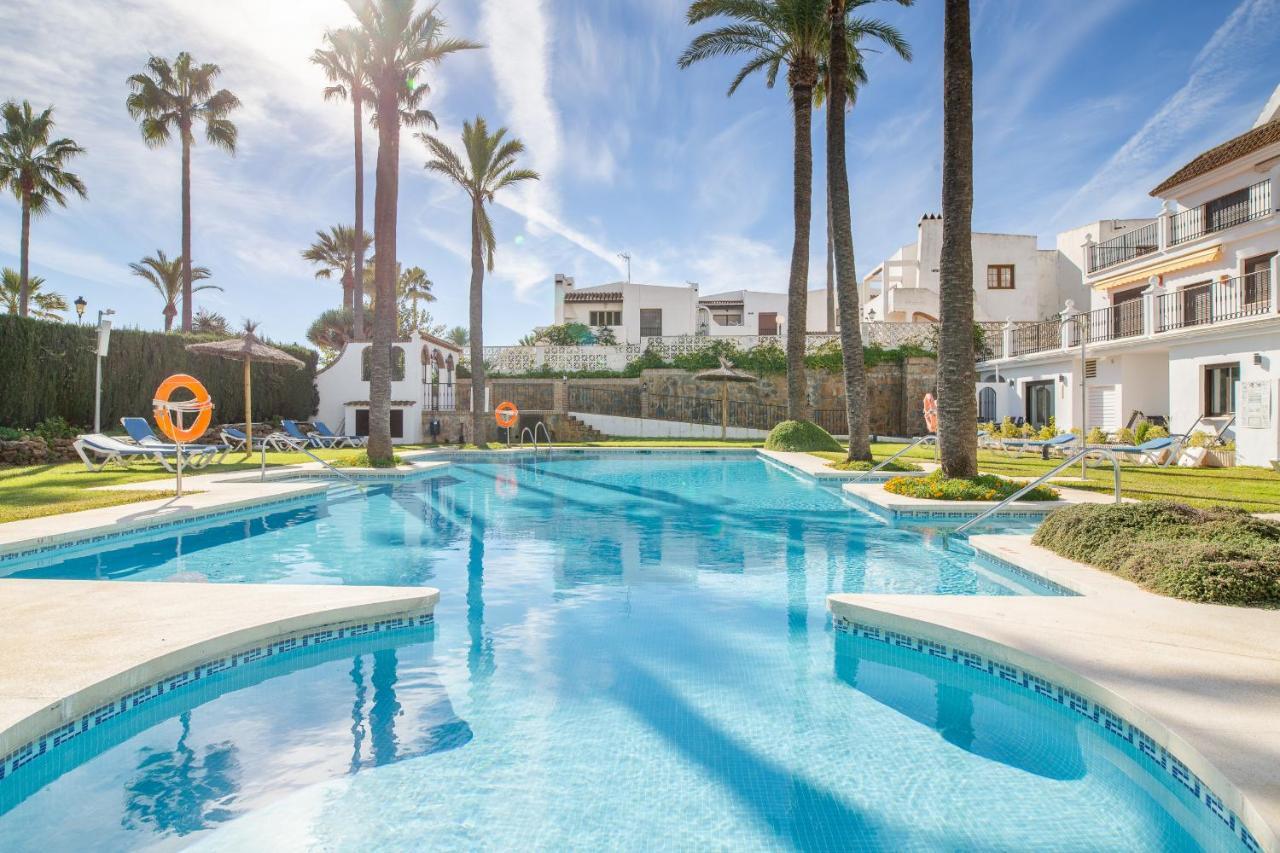 2261-Superb Apt On The Beach, On Duquesa Harbour Manilva Buitenkant foto