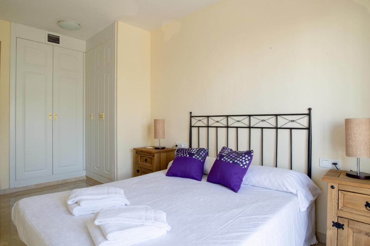 2261-Superb Apt On The Beach, On Duquesa Harbour Manilva Buitenkant foto