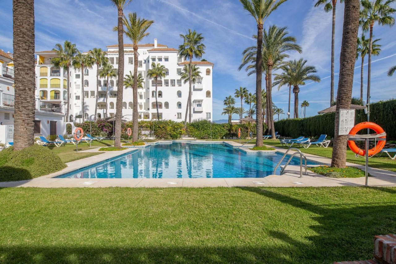 2261-Superb Apt On The Beach, On Duquesa Harbour Manilva Buitenkant foto