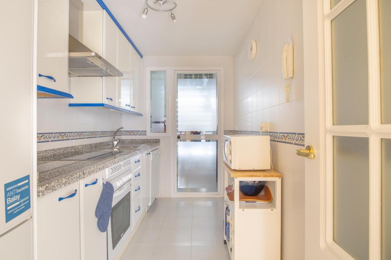 2261-Superb Apt On The Beach, On Duquesa Harbour Manilva Buitenkant foto